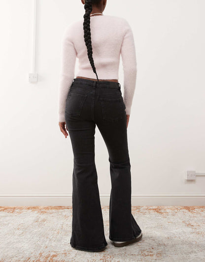 Kikki Comfort Stretch Low Rise Super Flared Jeans