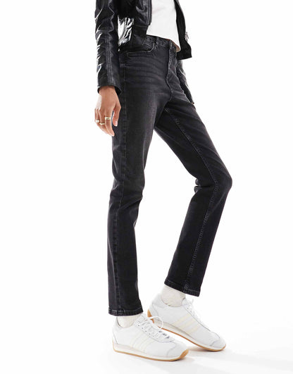 Tall Slim Fit Comfort Mom Jeans