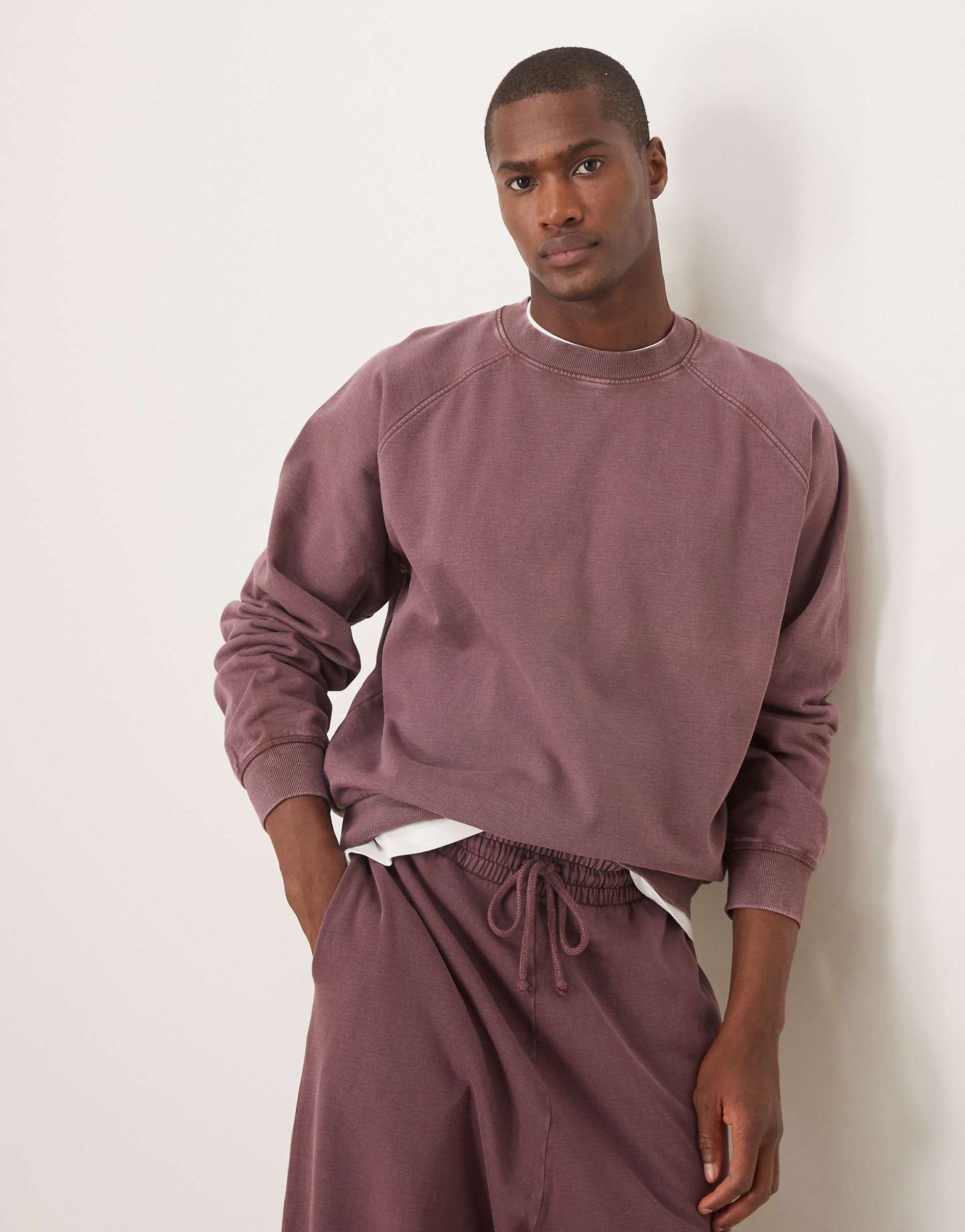 Boxy Cropped Sweatshirt With Raglan Sleeve Detail