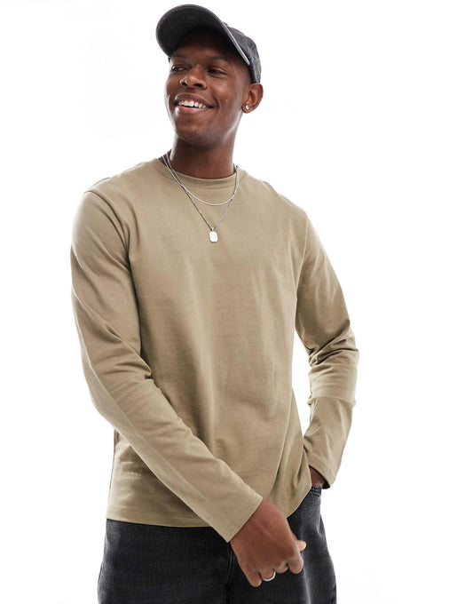 Essential Long Sleeve Crew Neck T-Shirt