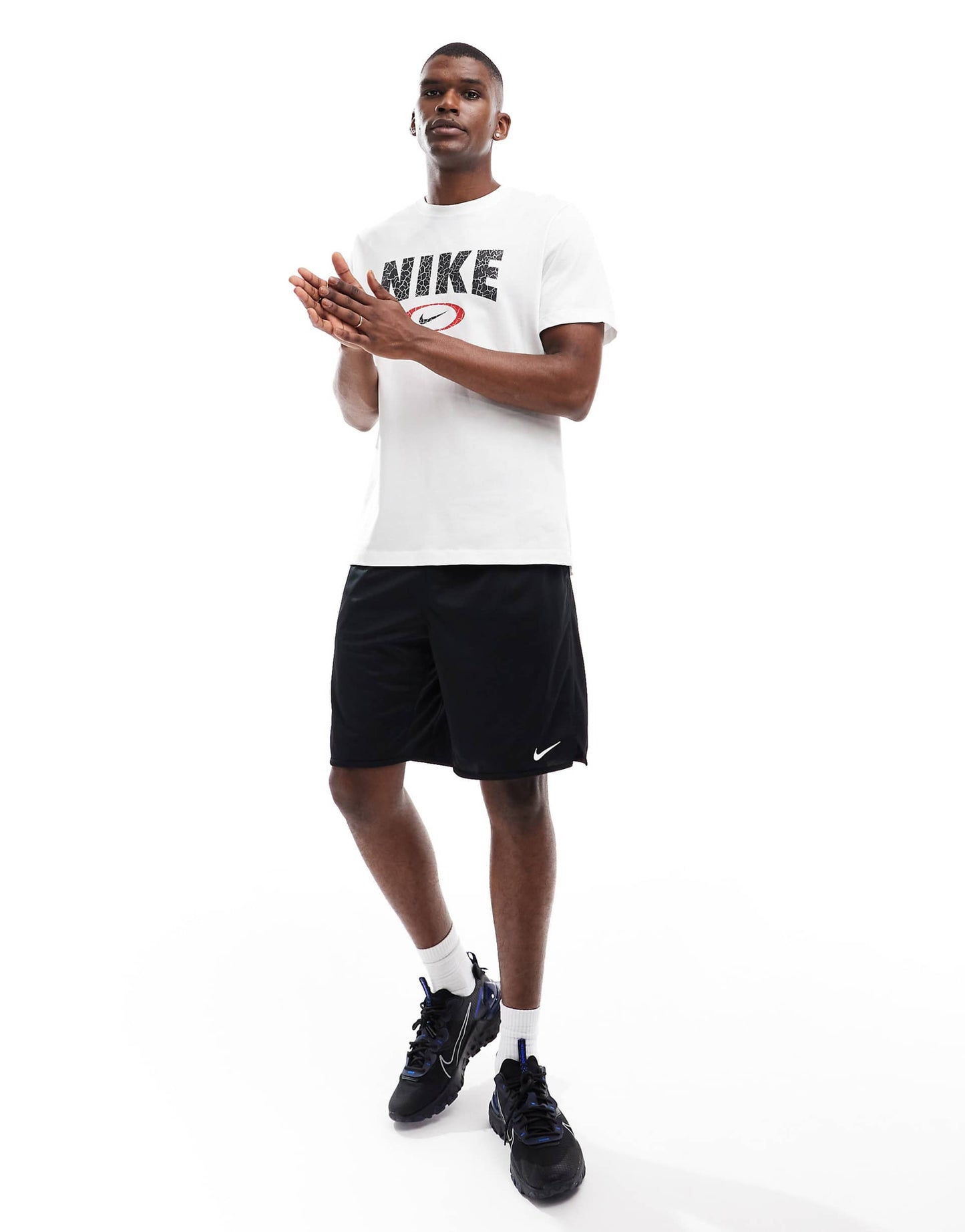 Training Oval Swoosh Graphic T-Shirt