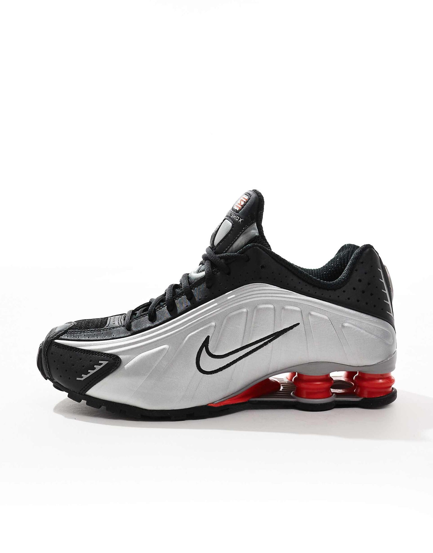 Shox R4 Trainers