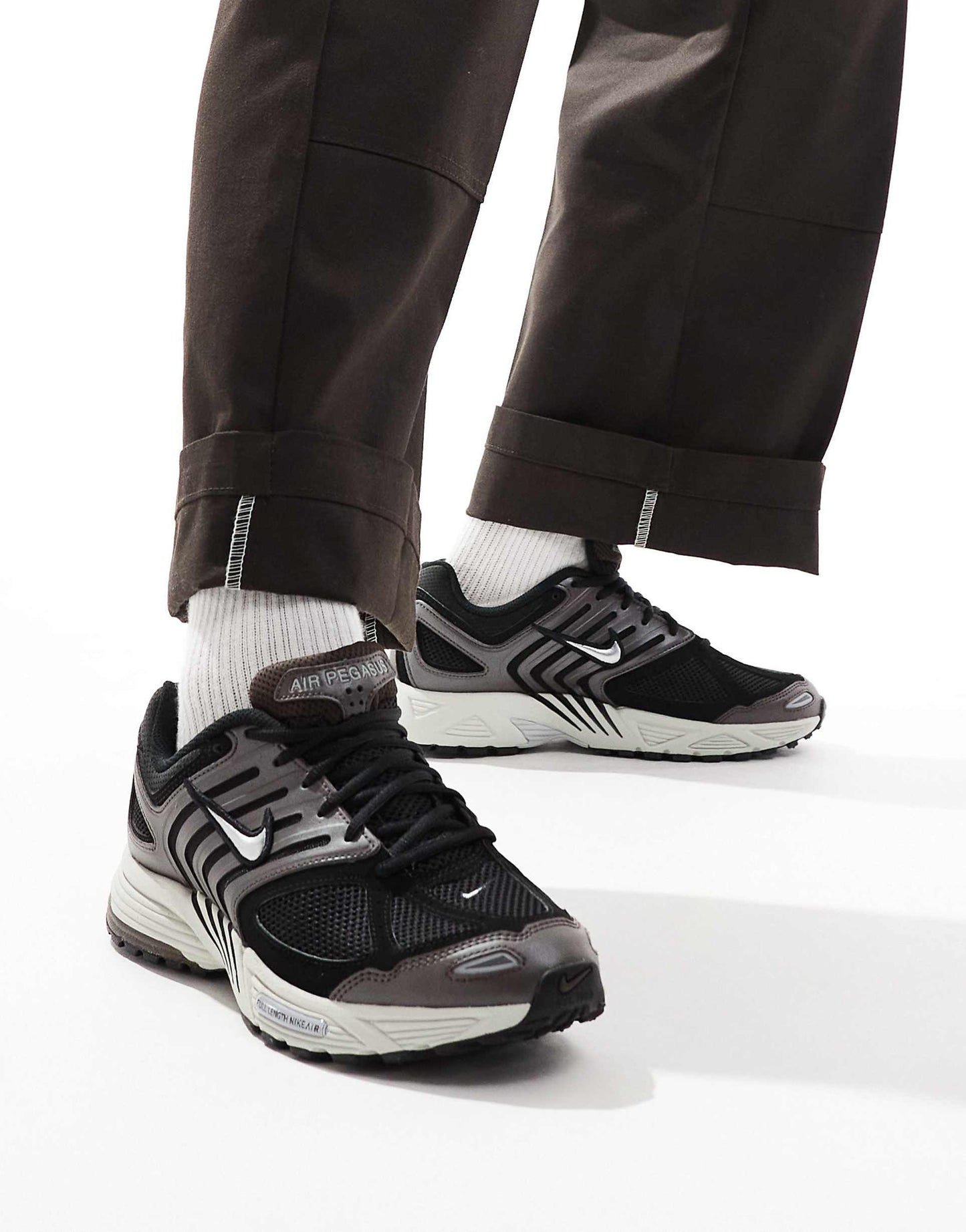 Pegasus 2005 Trainers