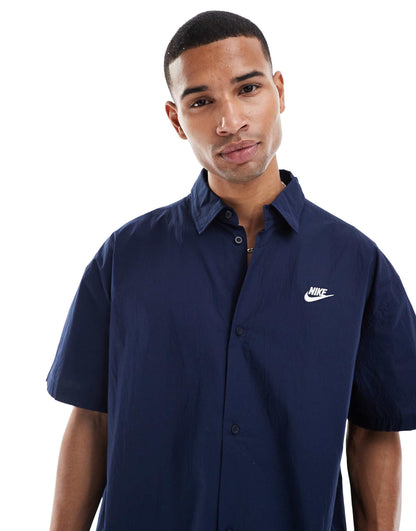 Club Woven Shirt