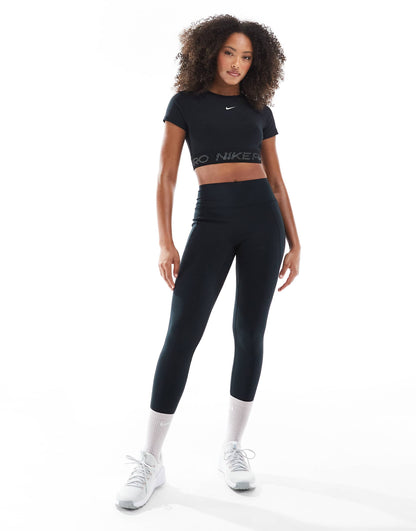 Universa Training Dri-Fit High Waisted 7/8 Pocket Leggings