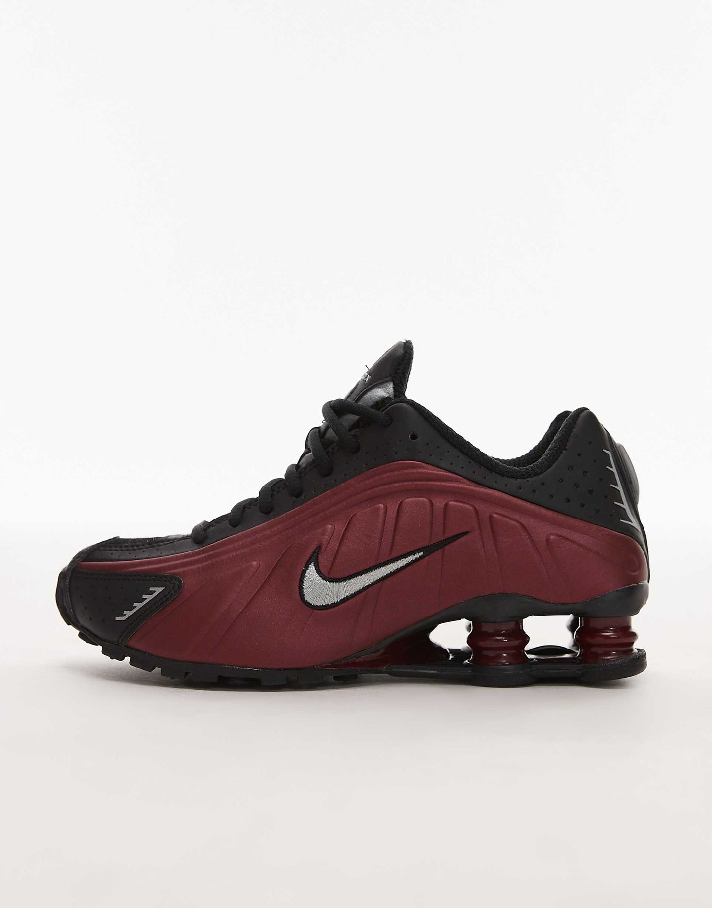 Shox R4 Trainers