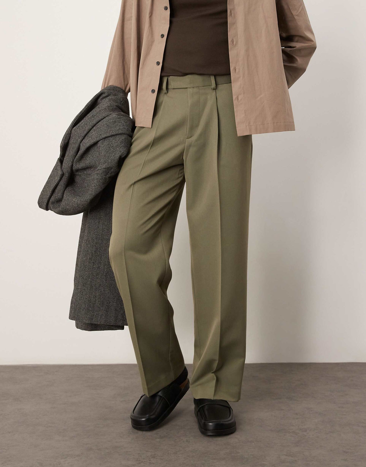 Smart Wide Leg Trousers With Front Pleat