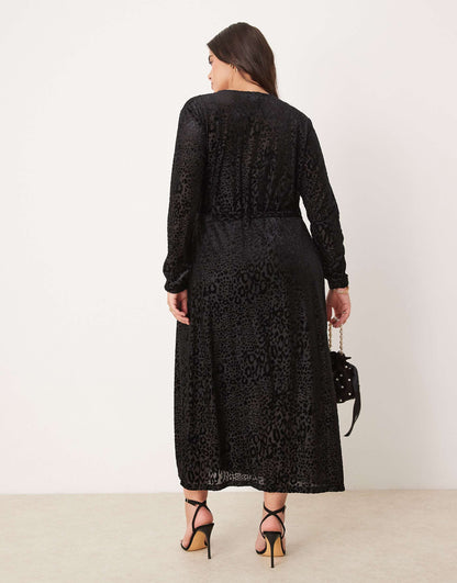 Plus Burnout Velvet Wrap Midaxi Dress