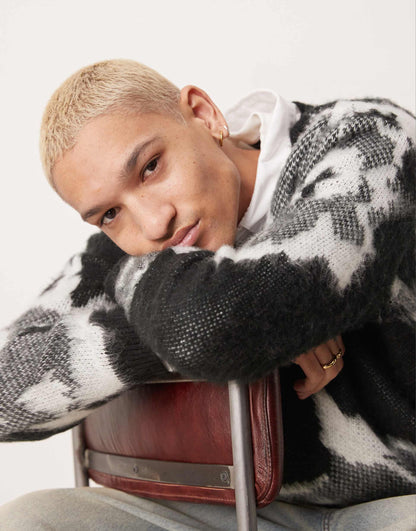 Relaxed Knitted Crew Neck Jumper