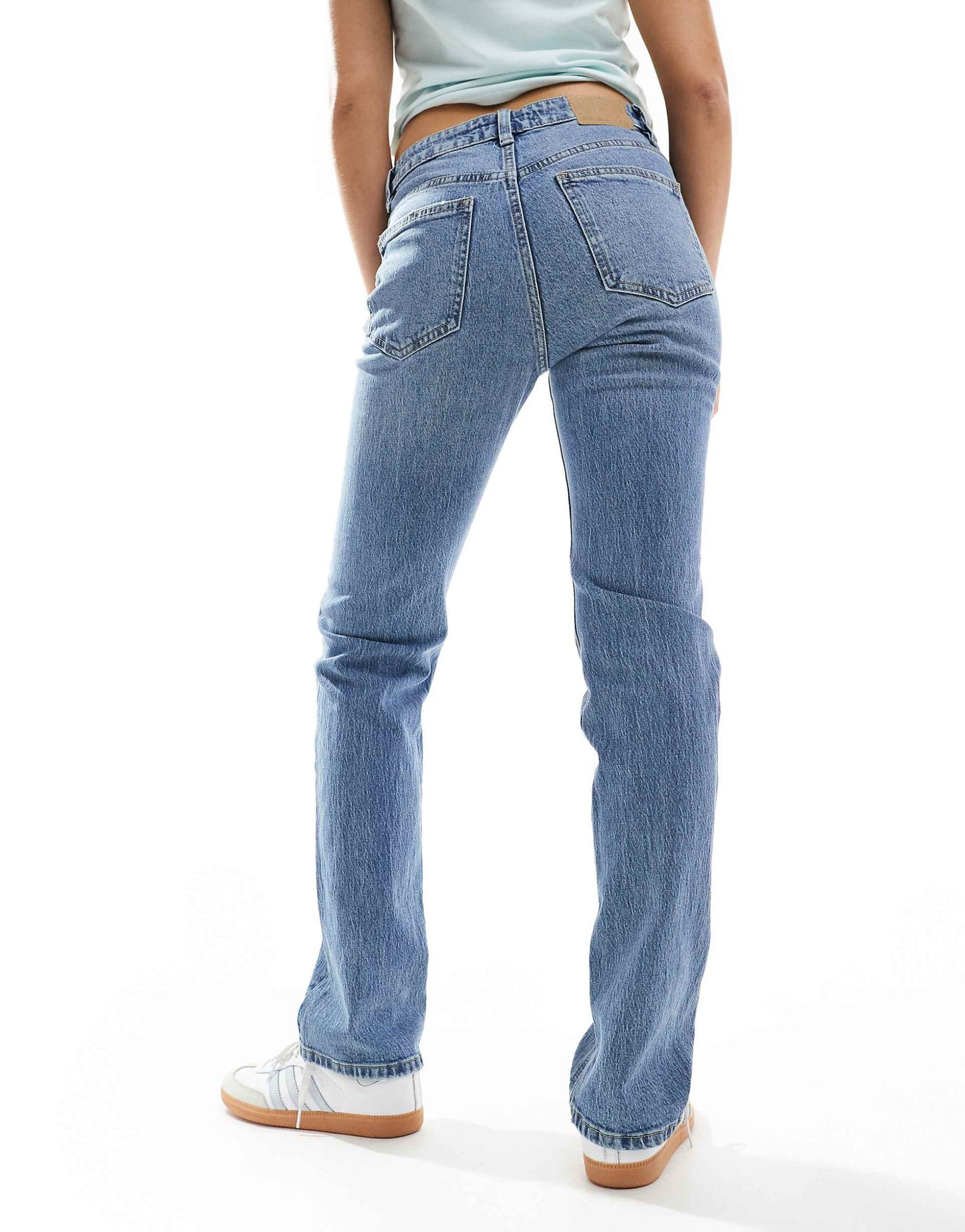 Mid Rise Straight Comfort Jean