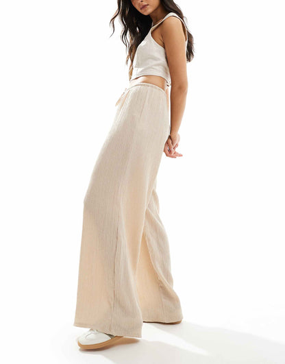 Textured Wide Leg Trouser