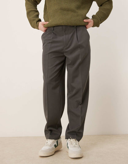 Smart Oversized Tapered Trousers With Front Pleat