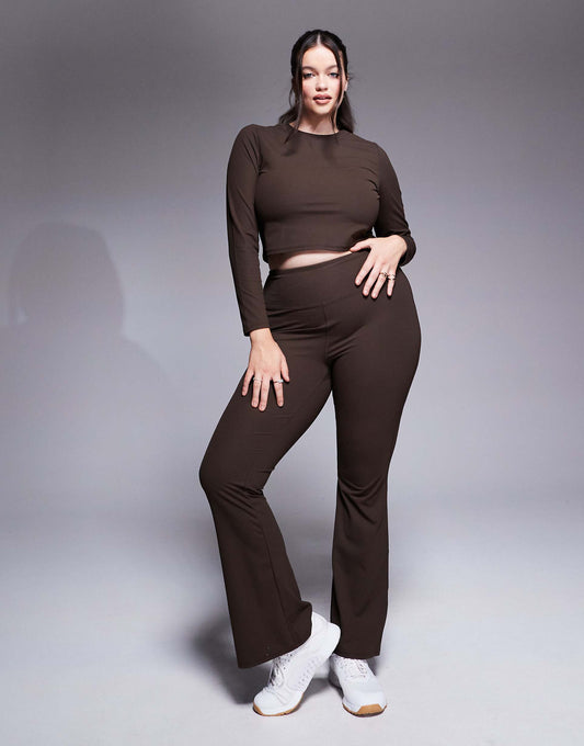 Curve Soft Touch Rib Slim Kick Yoga Legging