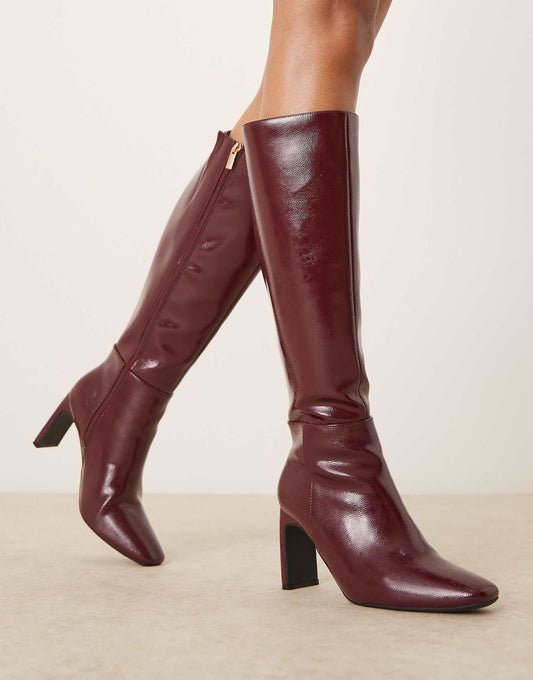 Heeled Knee Boot