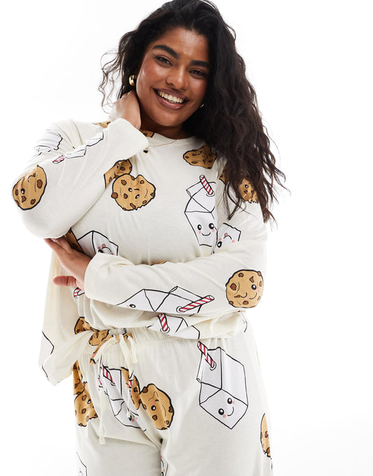 Curve Cookies And Milk Long Sleeve Top & Trouser Pyjama Set