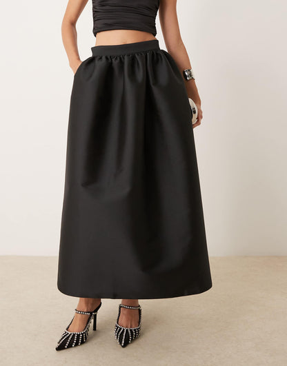 Volume Maxi Skirt