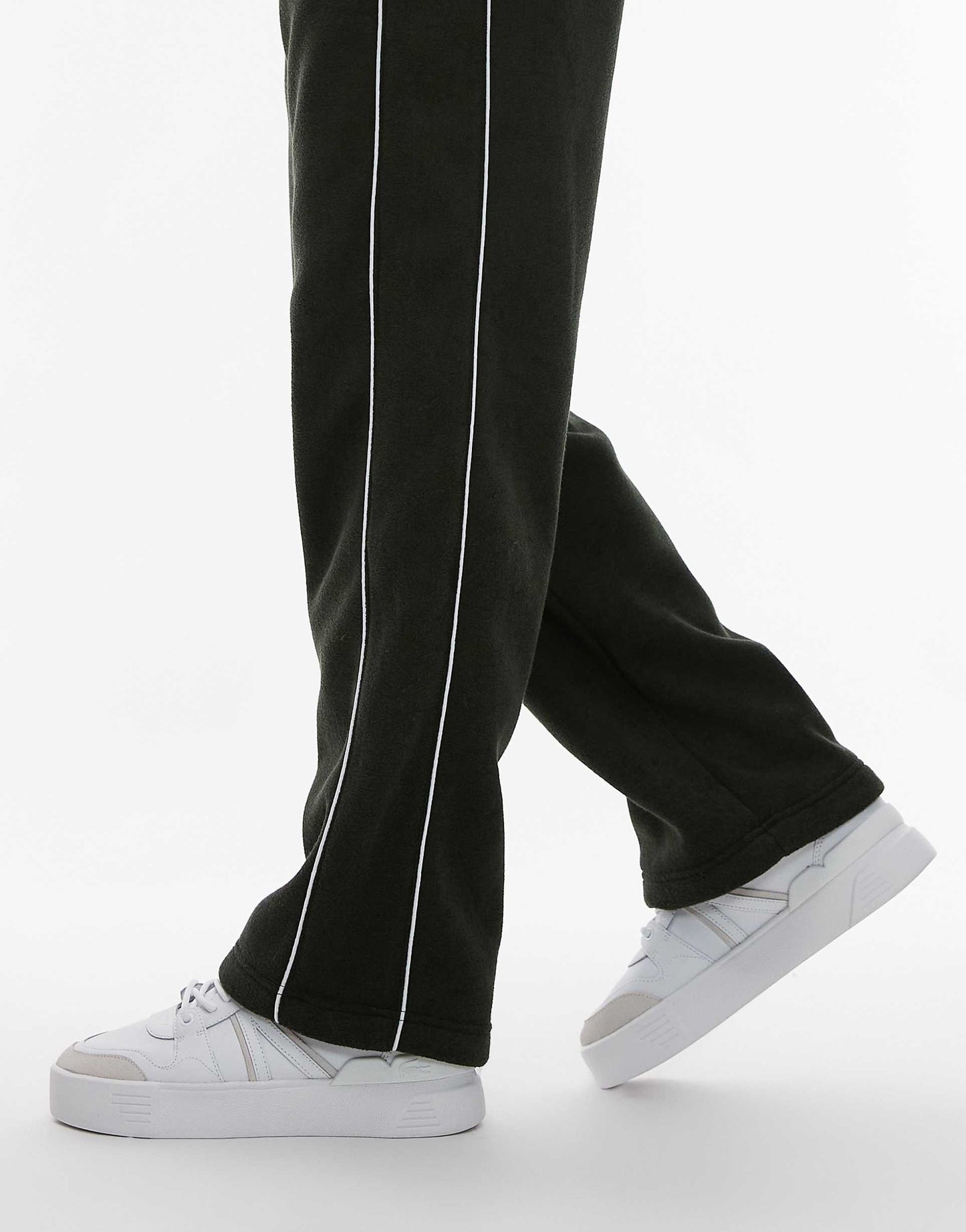 L002 Evo Trainer