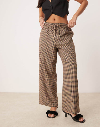 Petite Tailored Pull On Trousers