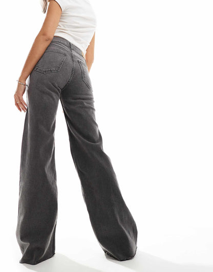 Comfort Wide Leg Jean