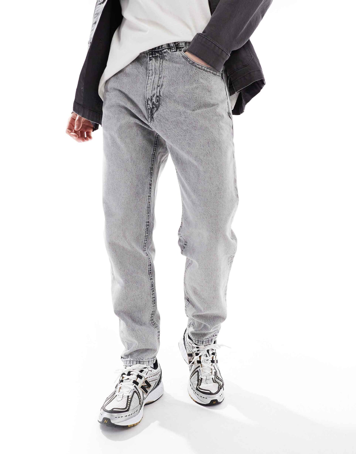 Standard Fit Jeans