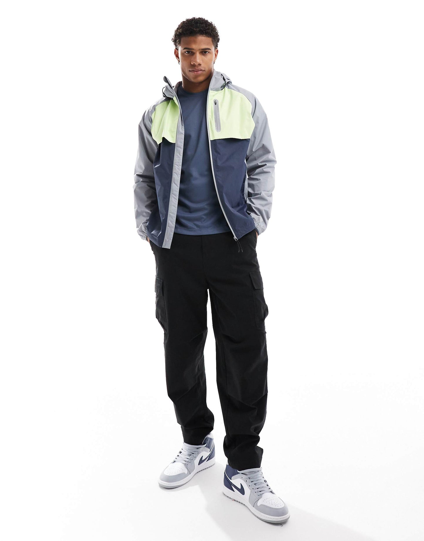 Voyage Windbreaker Jacket