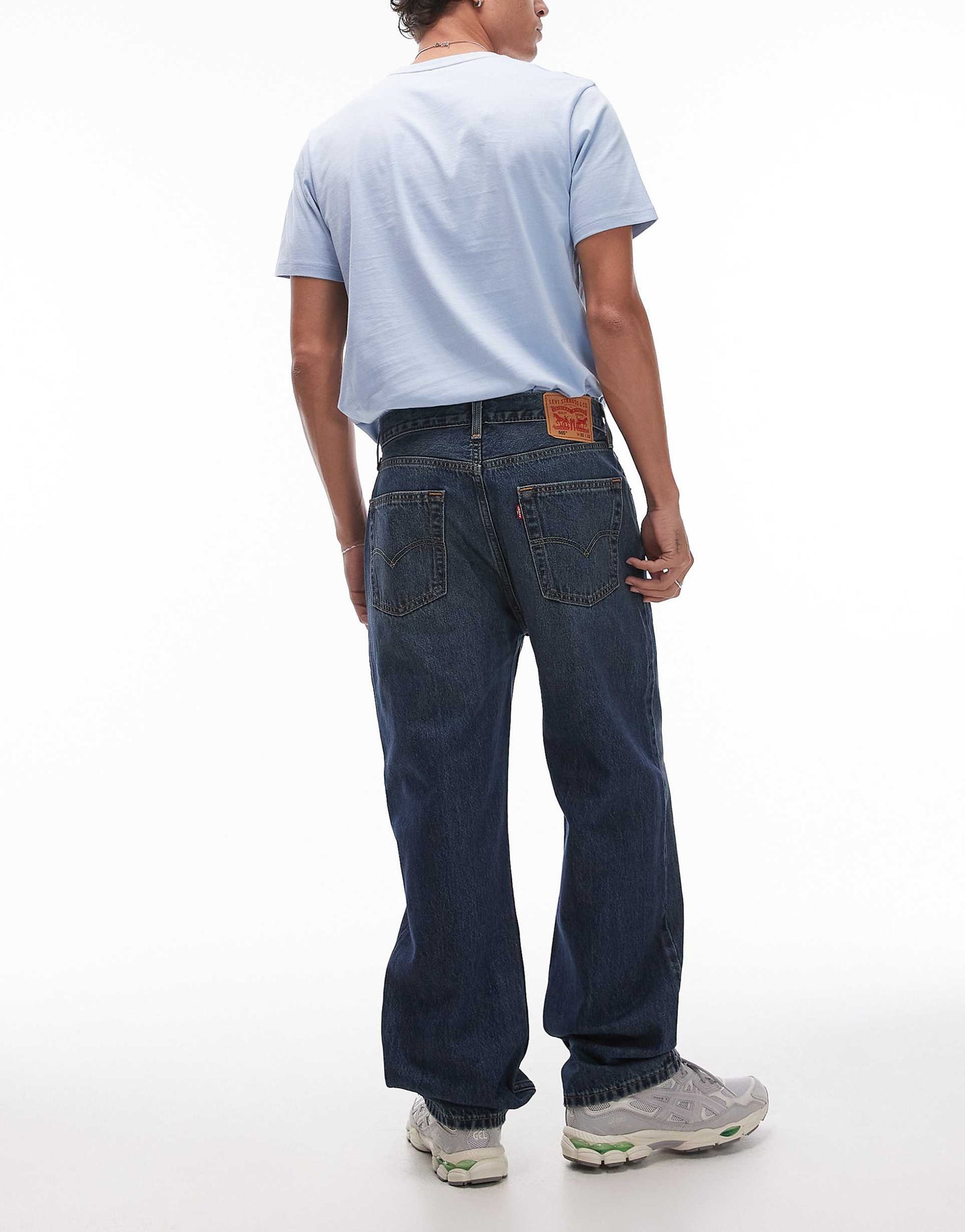 565 Loose Straight Fit Jeans