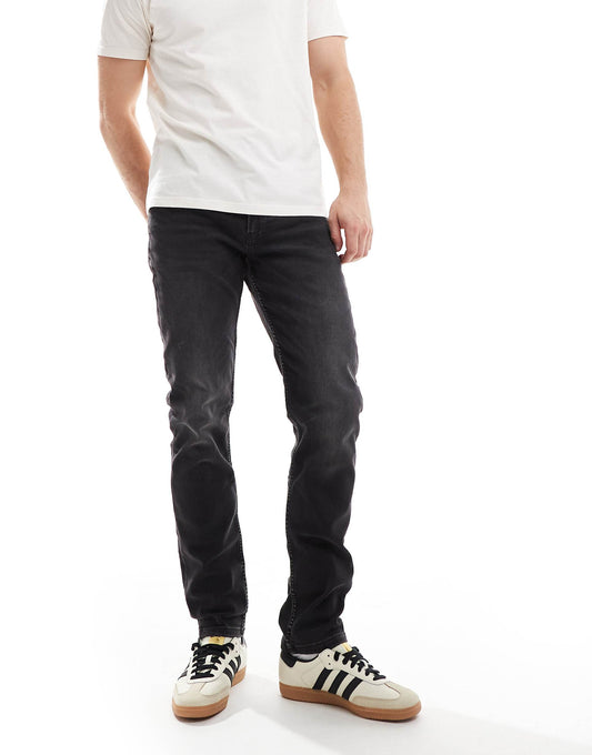 Slim Tapered Jean