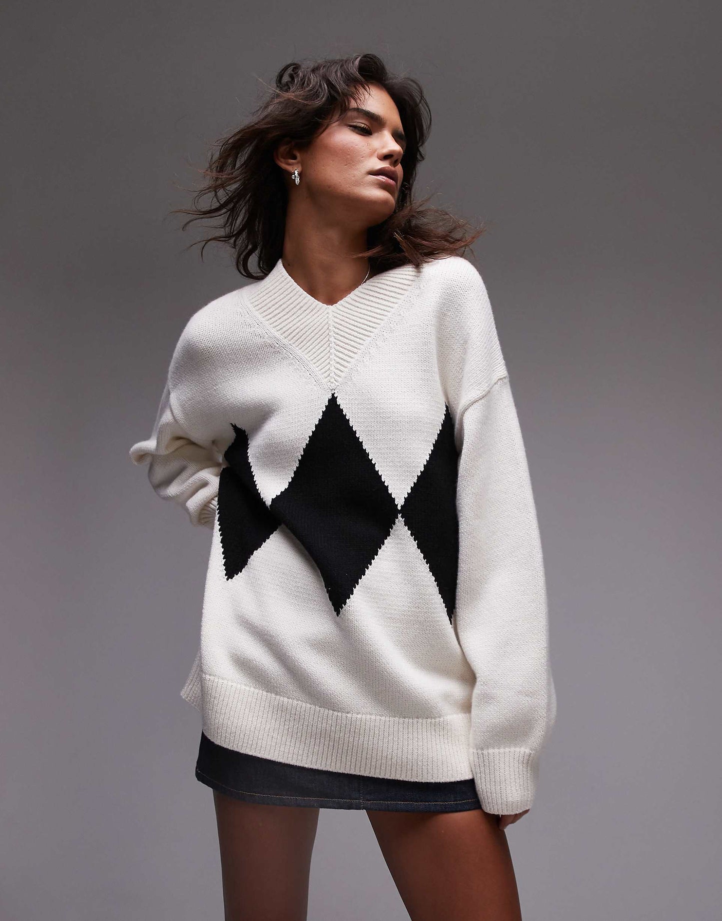 Knitted Oversized Sweater With Mono Diamond Pattern