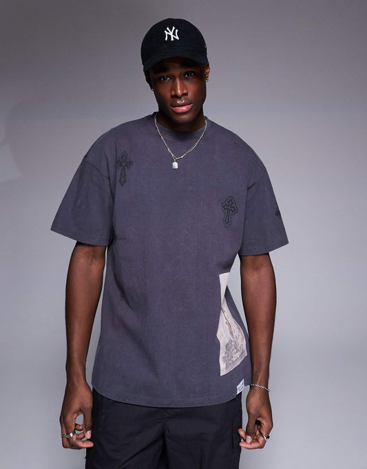 Oversized T-Shirt With Cross Placement Print