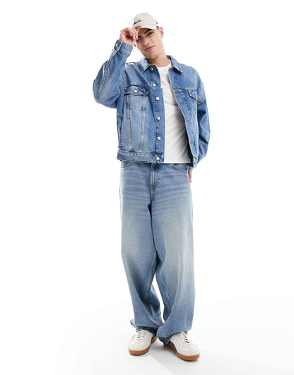 Oversized Trucker Jacket