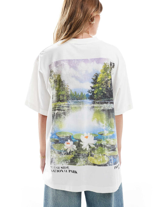 Oversized T-Shirt With Lily Pad Graphic