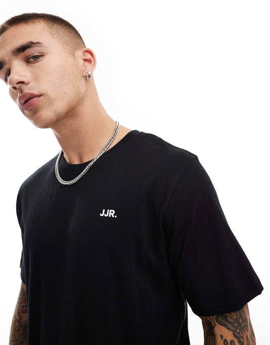 T-Shirt With Small Chest Logo