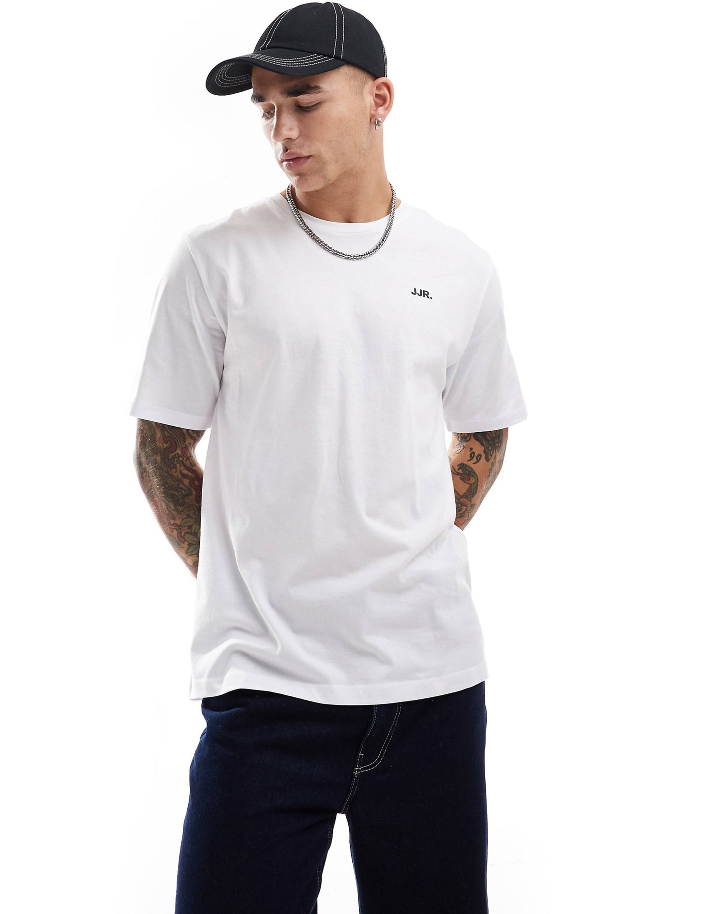 T-Shirt With Small Chest Logo