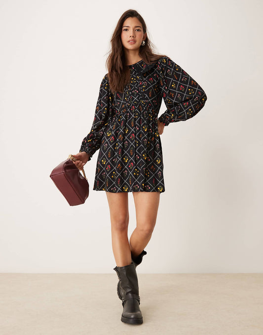 Long Sleeve Lace Mini Dress