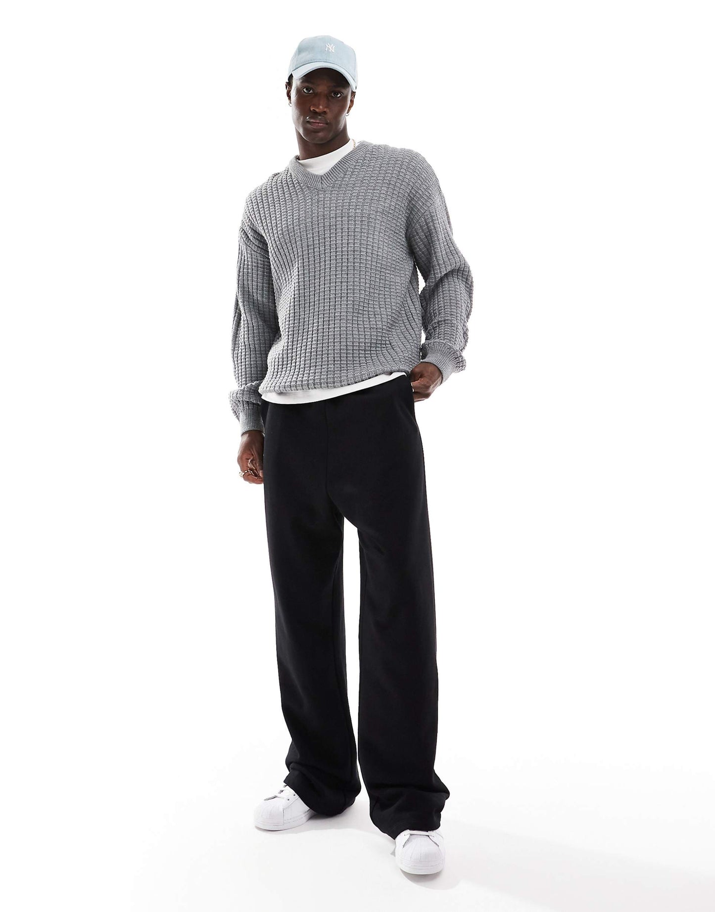 V-Neck Jumper