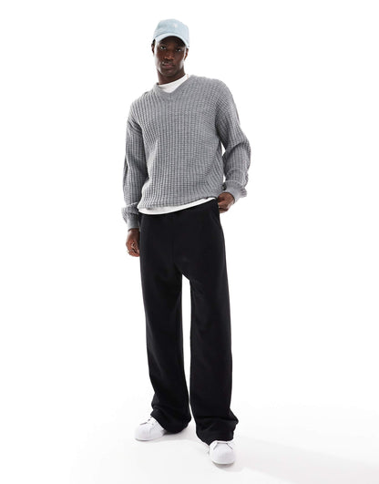V-Neck Jumper