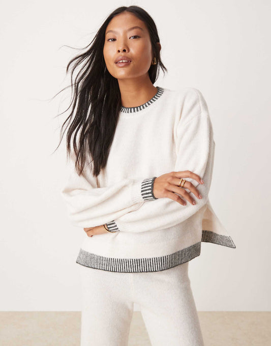 Petite Knitted Oversized Jumper Co-Ord With Contrast Stitch
