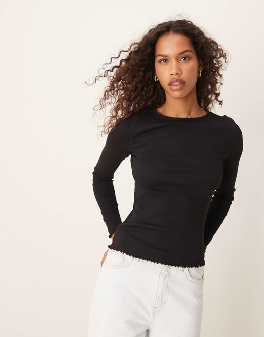 Long Sleeve Lettuce Edge Top