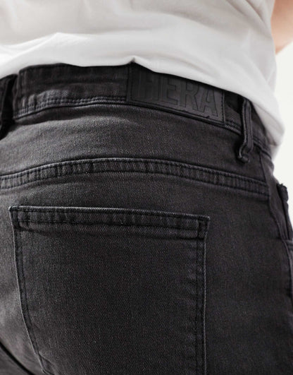 Slim Fit Jean