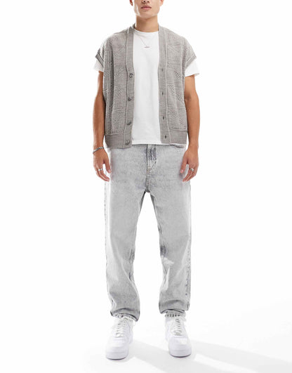 Loose Fit Jeans