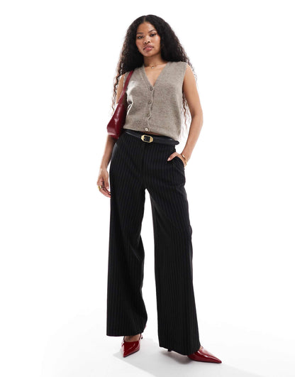 Petite Tailored Relaxed Straight Leg Trousers