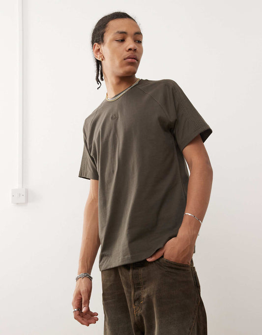 Originals Premium Essentials T-Shirt