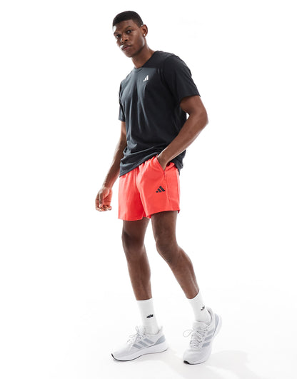 Training Essentials Shorts