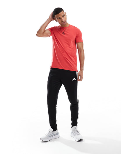 Training D4T T-Shirt