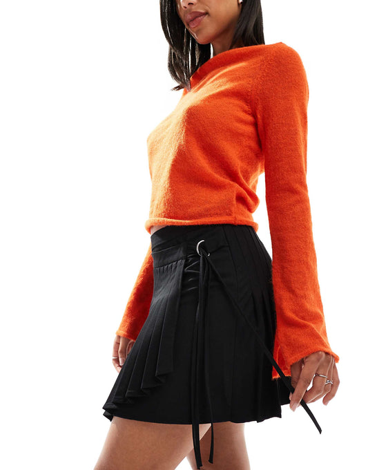 Belt Detail Pleated Mini Skirt