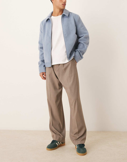 Smart Wide Leg Trousers With Triple Pleats