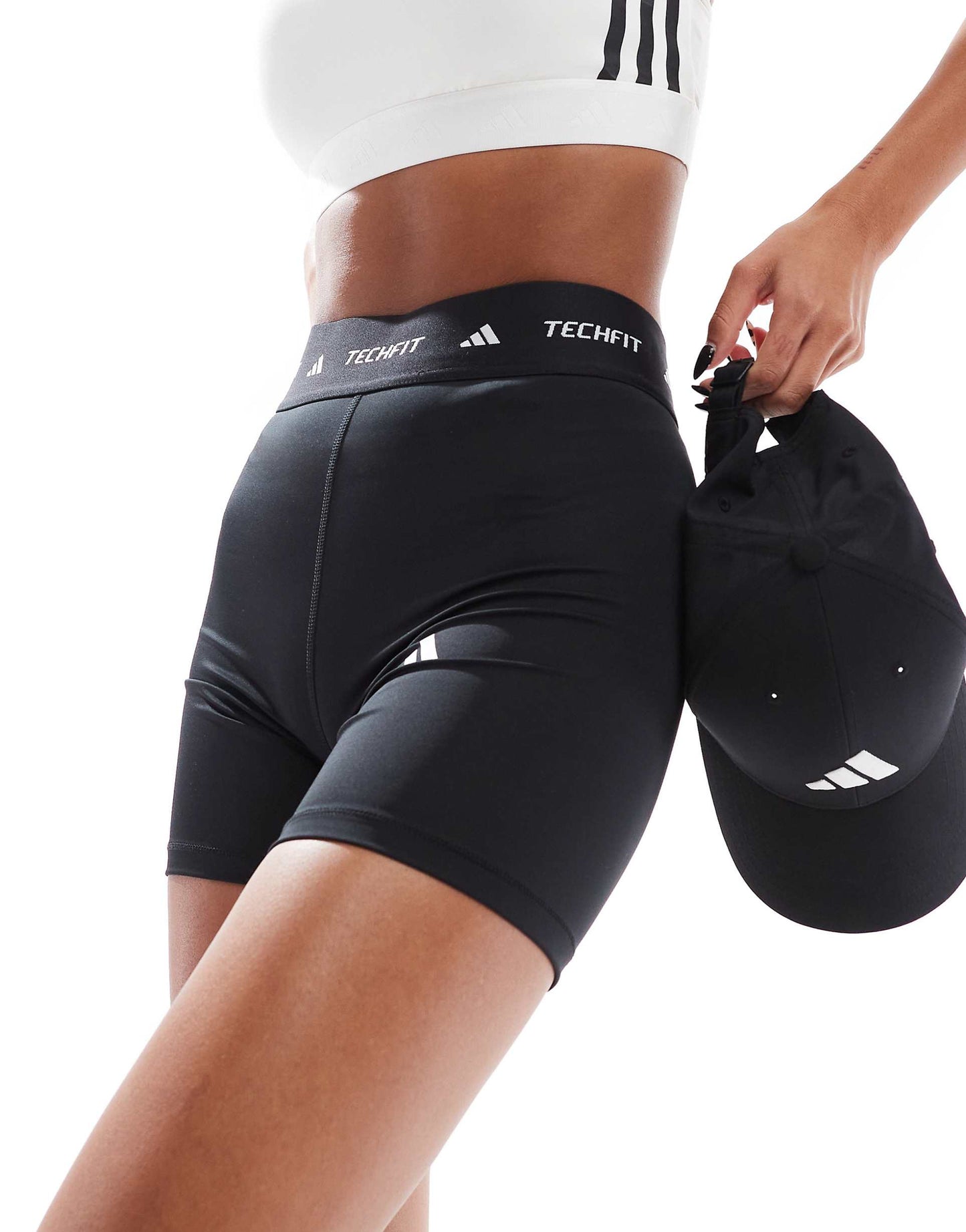 Training Tech Fit Sculpt Shorts