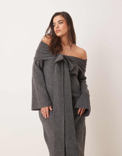 Pretty Lavish Curve Bow Midaxi Knit Dress
