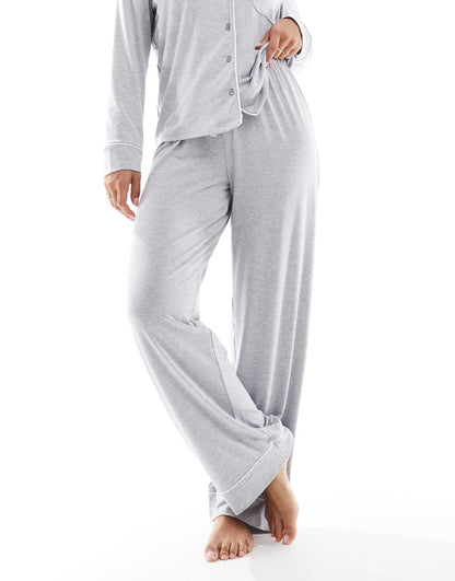 Super Soft Long Sleeve Shirt & Trouser Pyjama Set With Contrast Piping