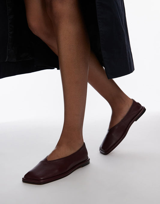 Charlotte Leather Square Toe Unlined Flat Shoes